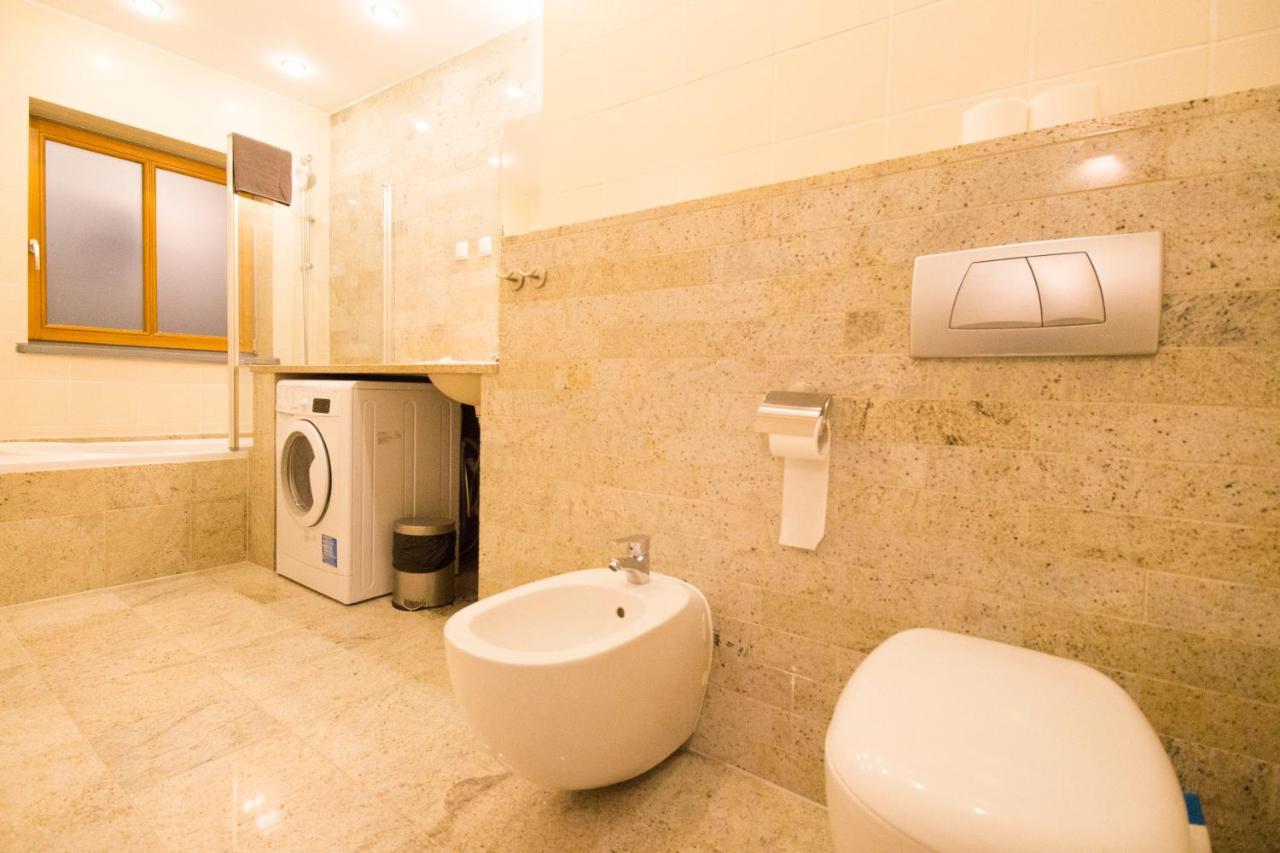 Happy Estate Apartments - Trakt Kupiecki Вроцлав Экстерьер фото
